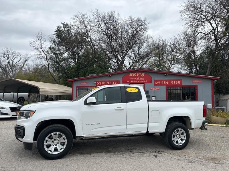 2021 Chevrolet Colorado - Image 3
