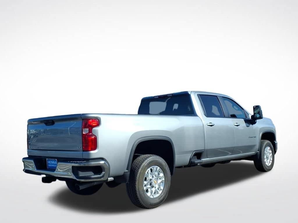 2026 Chevrolet Silverado 3500 HD - Image 3