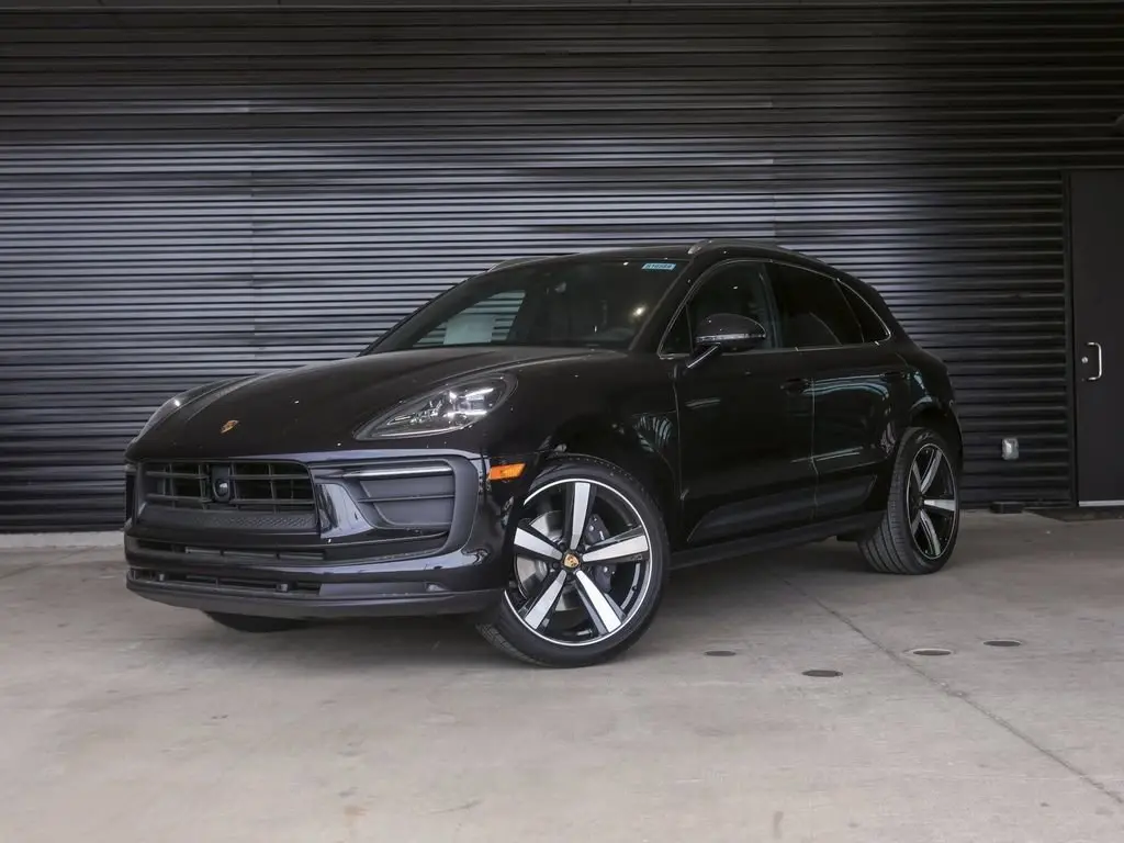 2026 Porsche Macan - Image 1