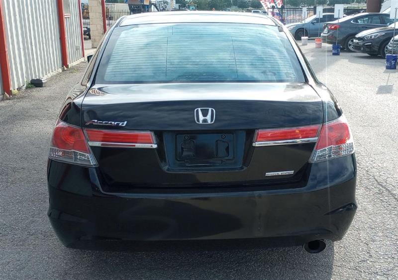 2012 Honda Accord - Image 2