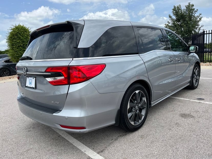 2024 Honda Odyssey - Image 2