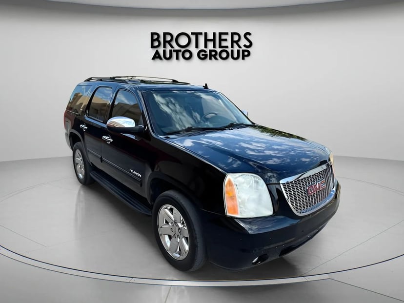 2012 GMC Yukon - Image 1