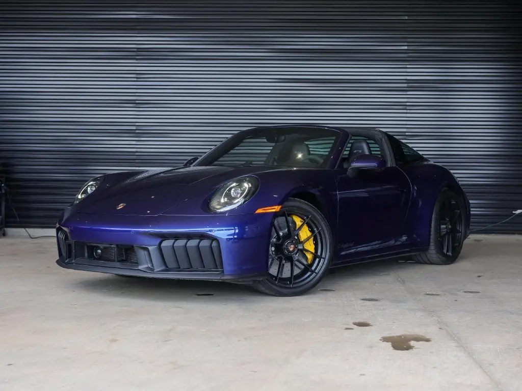 2025 Porsche 911 - Image 1