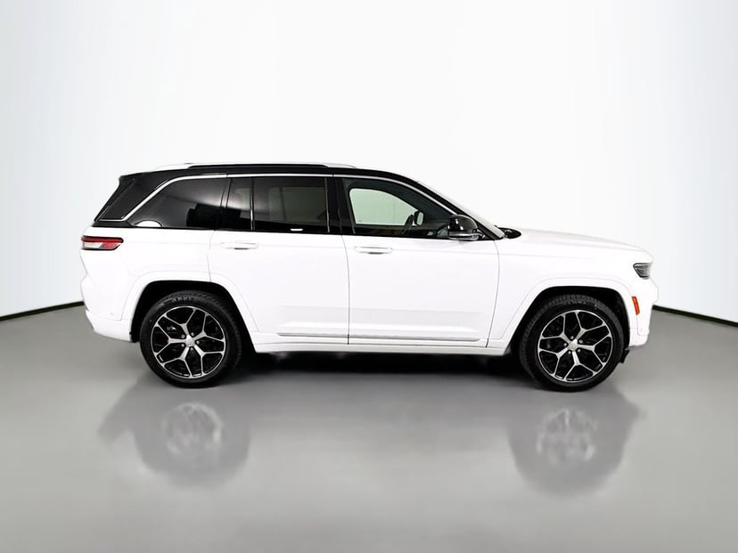 2022 Jeep Grand Cherokee - Image 1