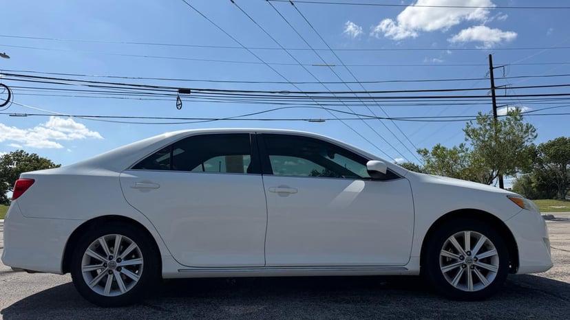 2012 Toyota Camry - Image 3