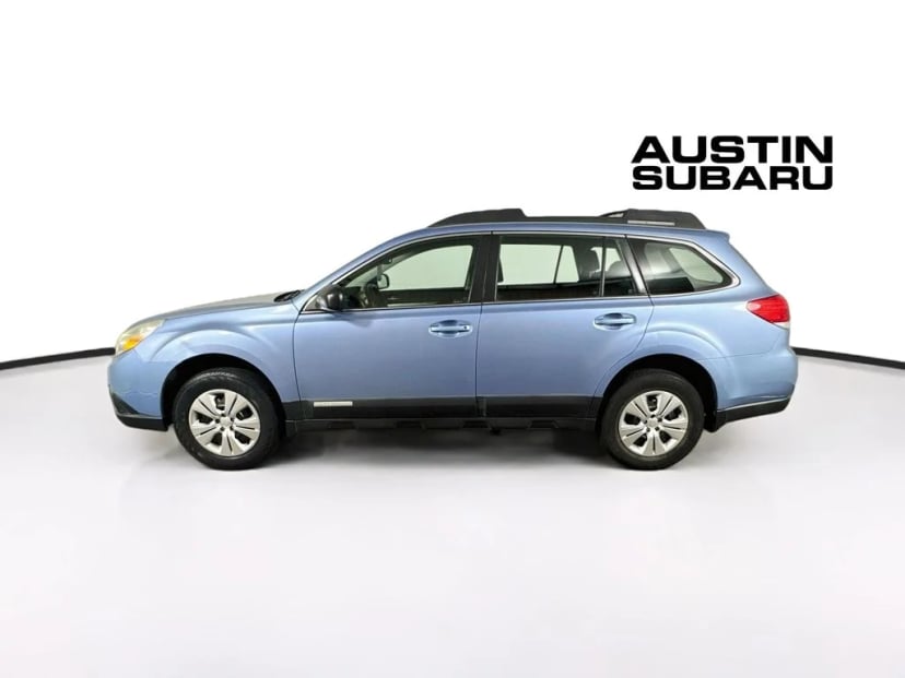 2011 Subaru Outback - Image 2