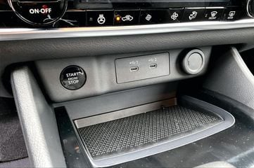 2026 Nissan Rogue - Image 2
