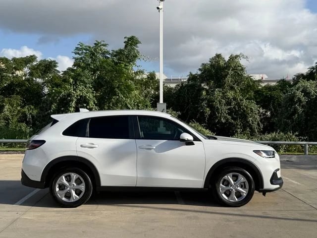 2025 Honda HR-V - Image 3