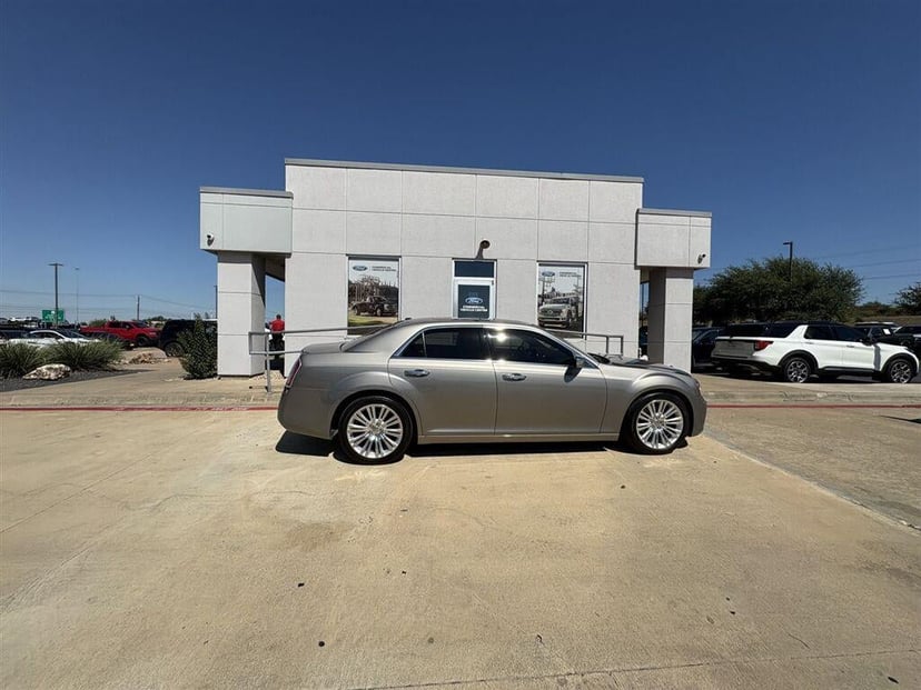 2014 Chrysler 300 - Image 1