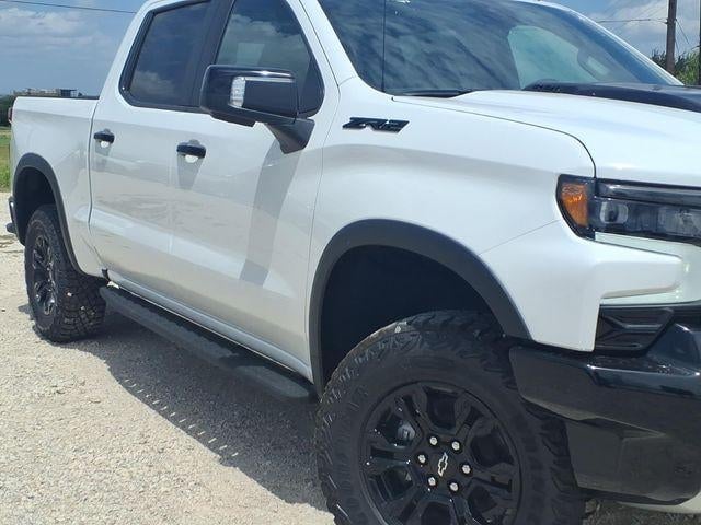 2026 Chevrolet Silverado 1500 - Image 2