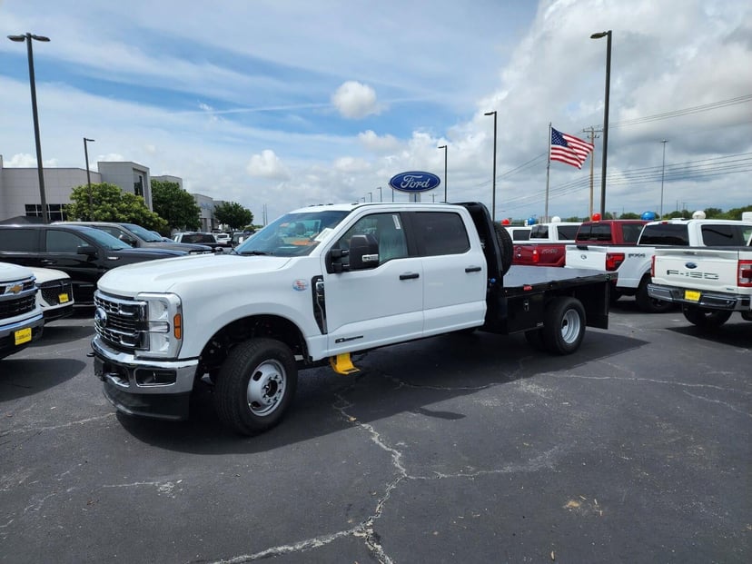 2026 Ford F-350 - Image 1