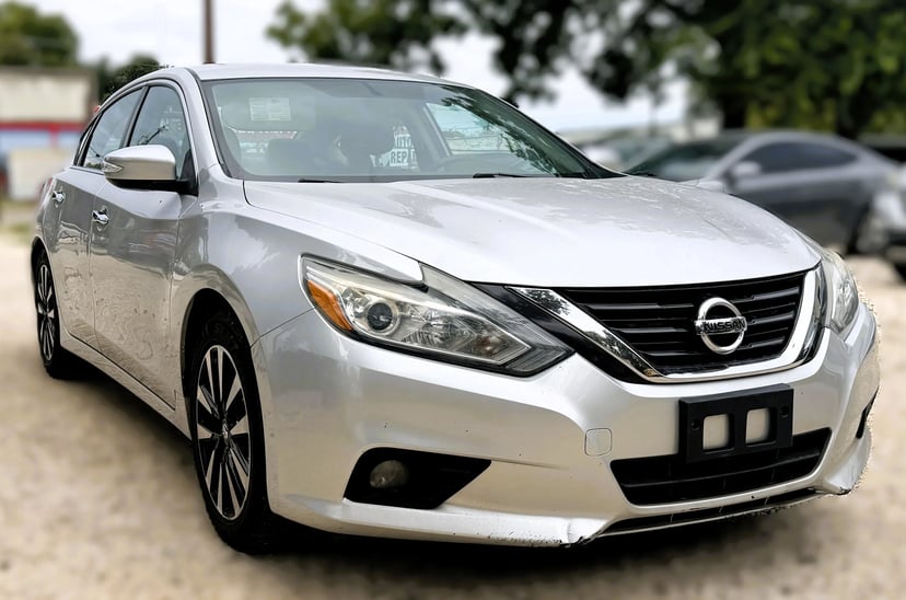 2018 Nissan Altima - Image 1