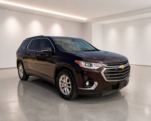 2020 Chevrolet Traverse - Image 1
