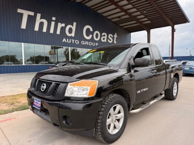 2014 Nissan Titan - Image 1