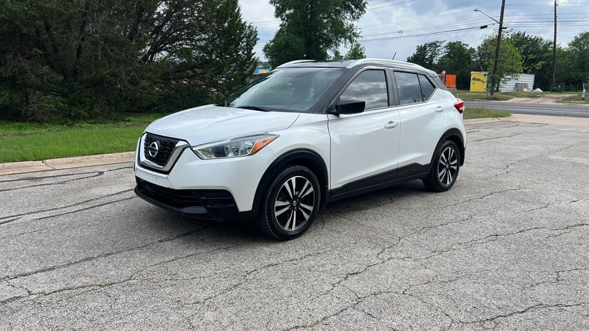 2019 Nissan Kicks - Image 1