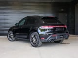 2026 Porsche Macan - Preview 3