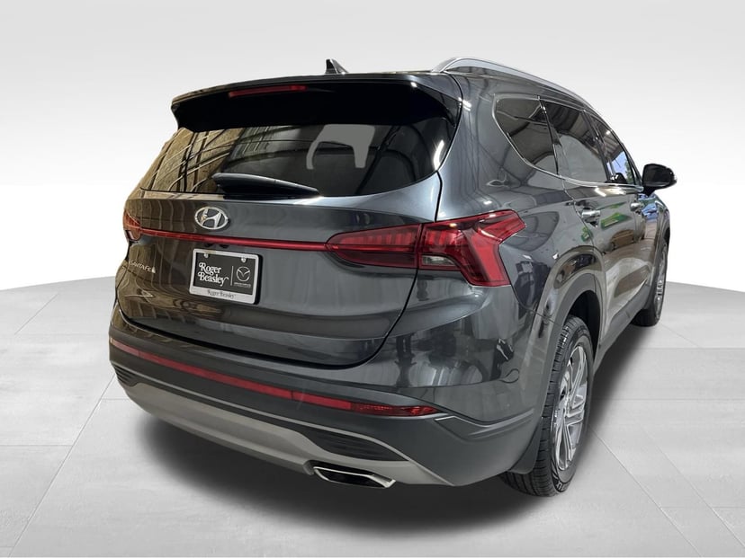 2023 Hyundai Santa Fe - Image 3
