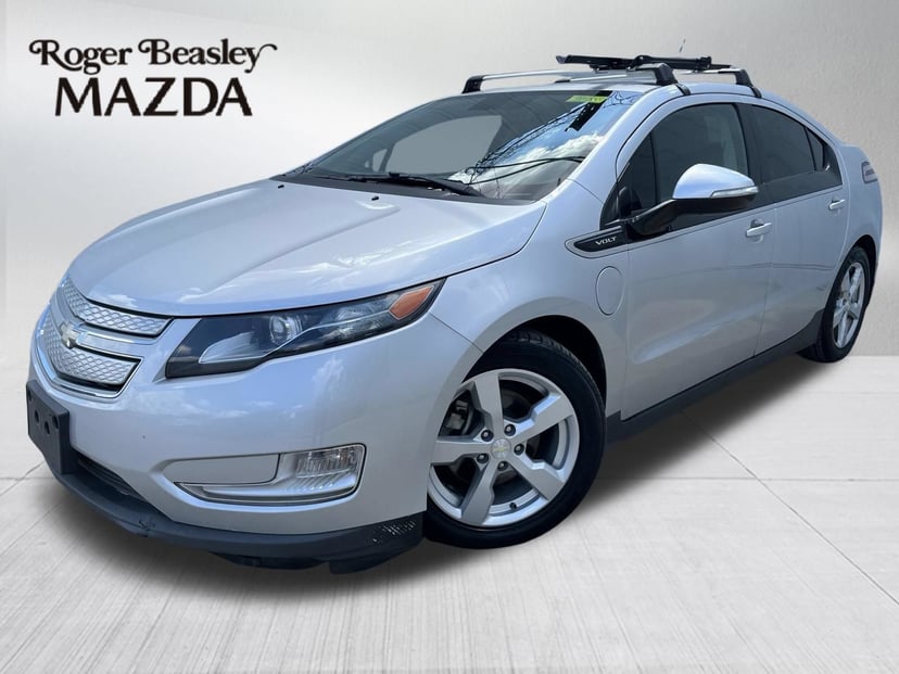 2013 Chevrolet Volt - Image 1