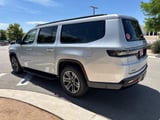 2026 Jeep Grand Wagoneer L - Preview 7