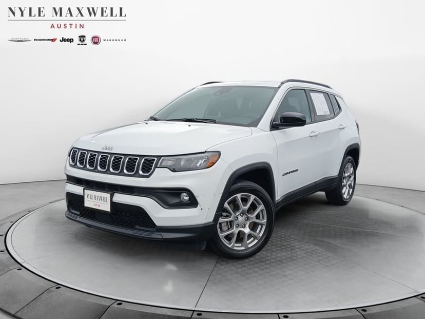 2024 Jeep Compass - Image 1