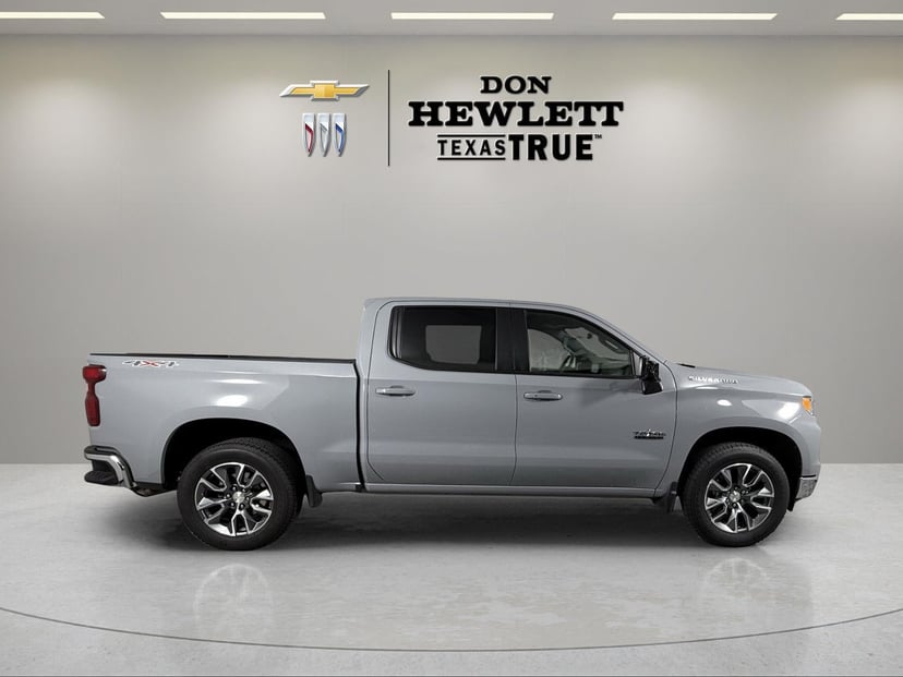 2024 Chevrolet Silverado - Image 3