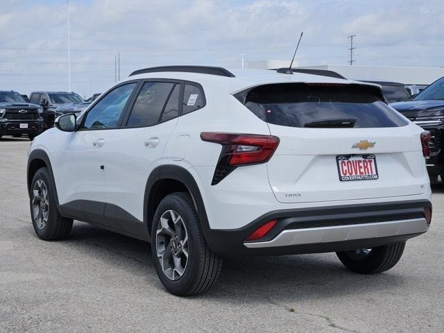 2026 Chevrolet Trax - Image 3