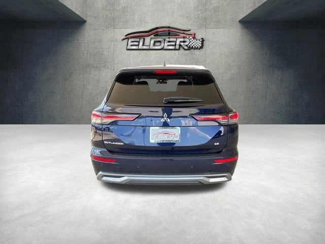 2026 Mitsubishi Outlander - Image 2