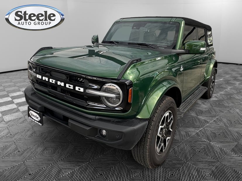 2023 Ford Bronco - Image 1