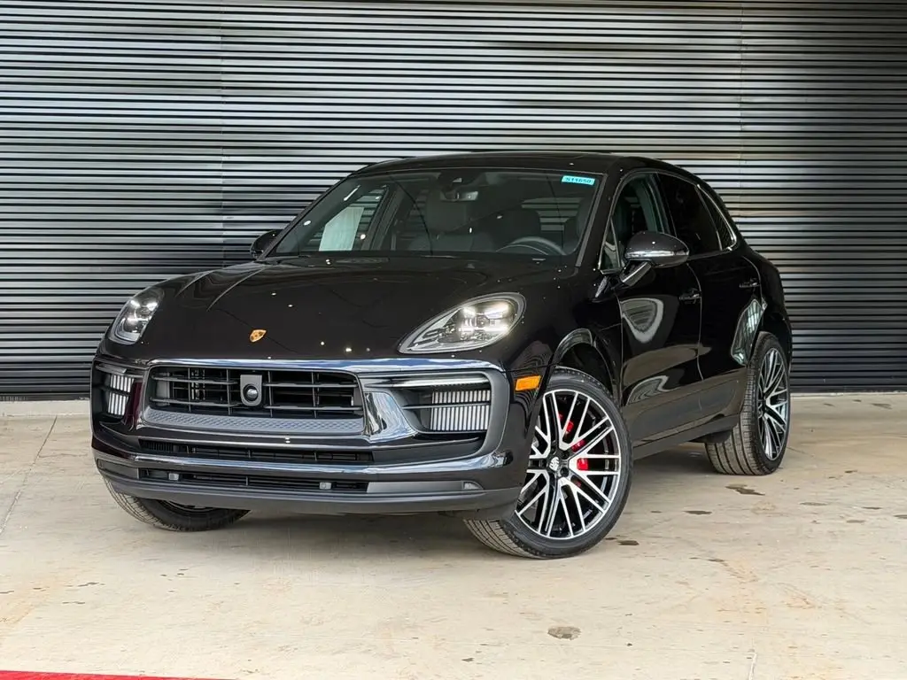 2026 Porsche Macan - Image 1