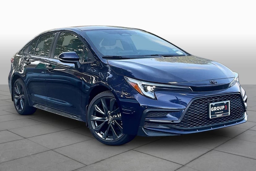 2026 Toyota Corolla - Image 2