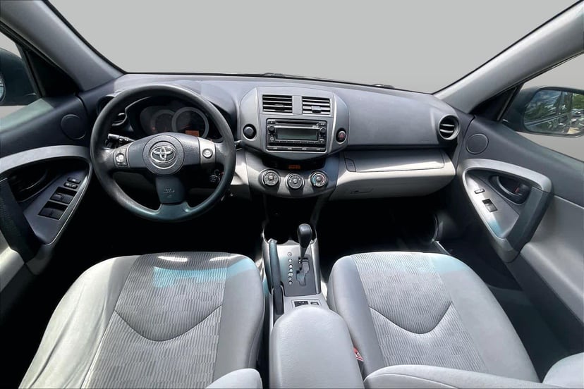 2012 Toyota RAV4 - Image 3