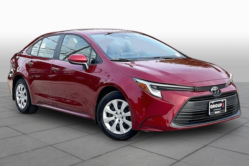 2026 Toyota Corolla - Image 2