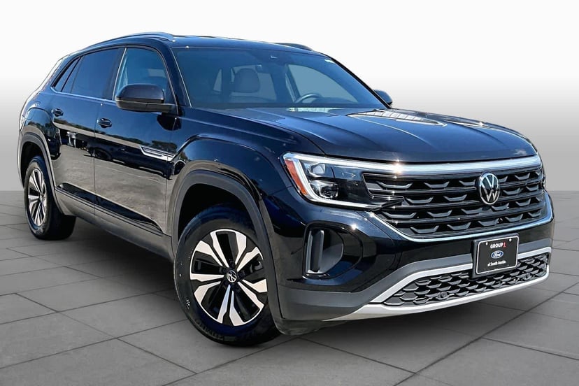 2024 Volkswagen Atlas Cross Sport - Image 2