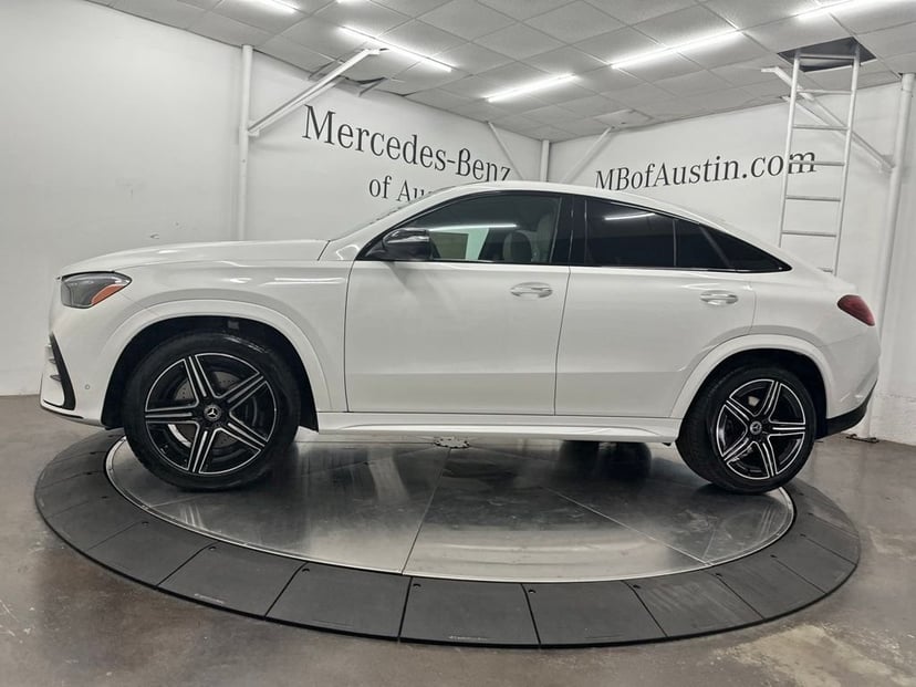 2026 Mercedes-Benz GLE - Image 2