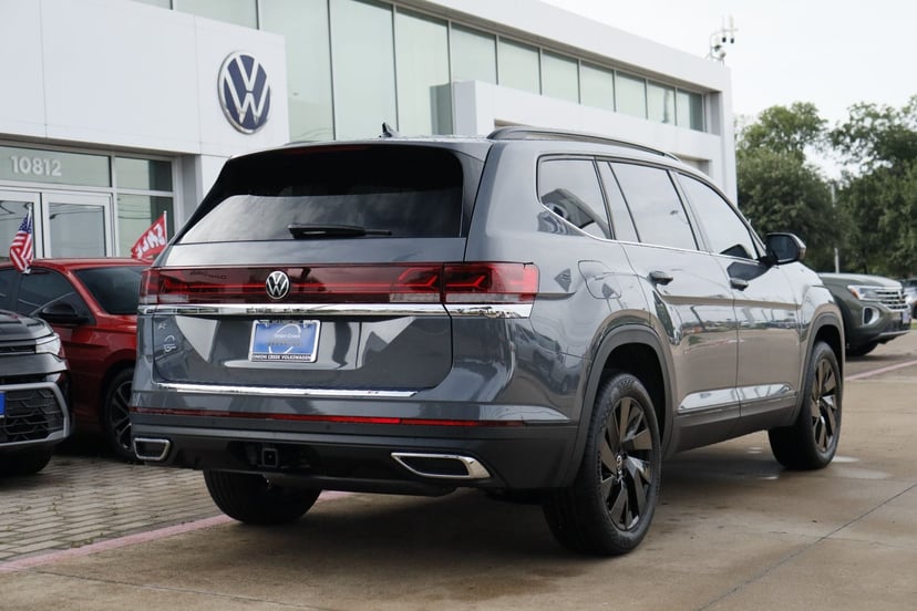 2026 Volkswagen Atlas - Image 3