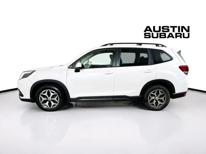 2022 Subaru Forester - Image 3