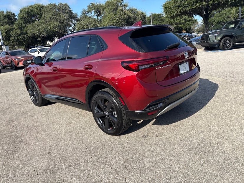 2023 Buick Envision - Image 3