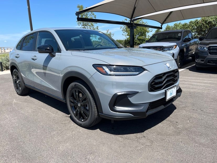 2027 Honda HR-V - Image 2