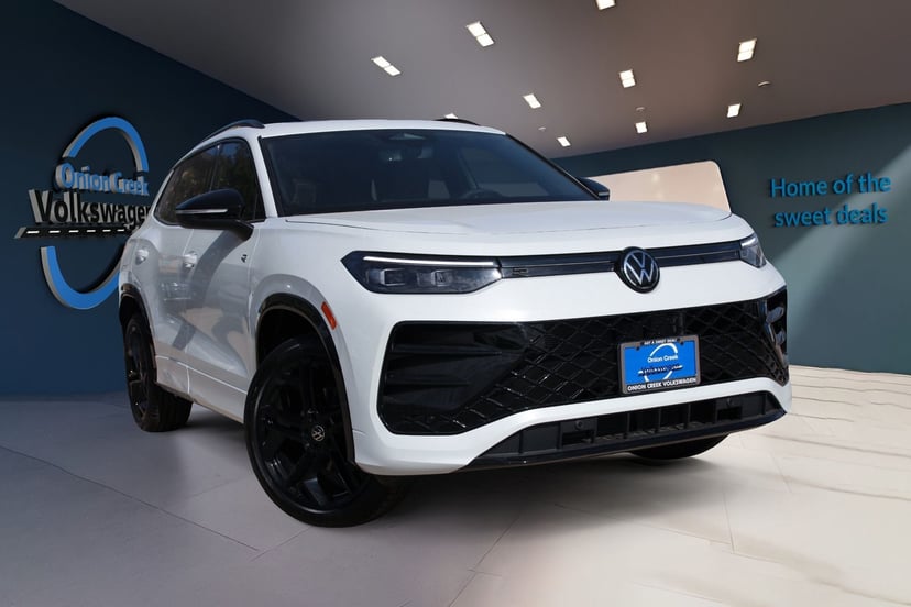 2026 Volkswagen Tiguan - Image 2