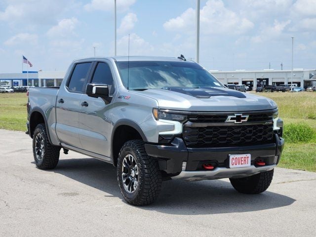 2023 Chevrolet Silverado - Image 2