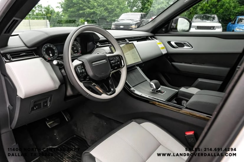 2026 Land Rover Range Rover Velar - Image 2