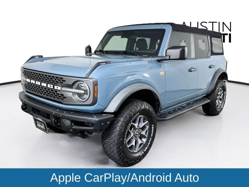 2022 Ford Bronco - Image 1