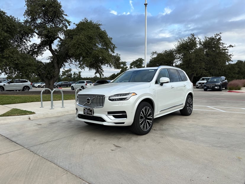 2025 Volvo XC90 - Image 1
