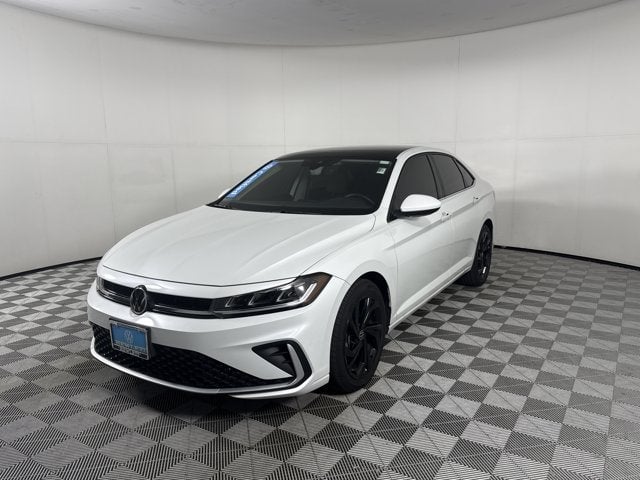 2025 Volkswagen Jetta - Image 1