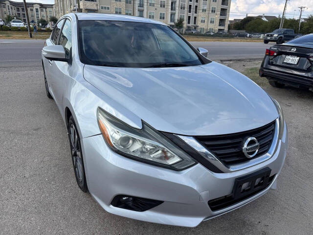 2016 Nissan Altima - Image 1