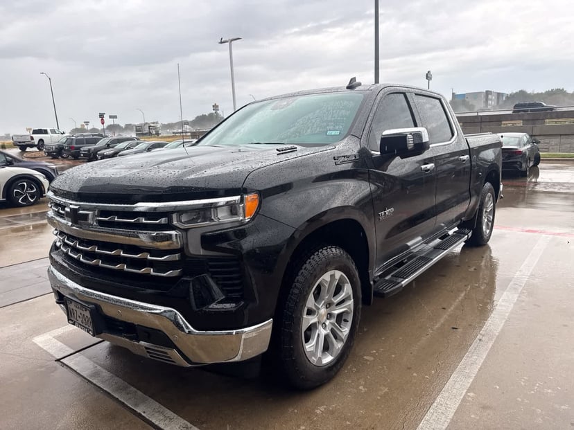 2025 Chevrolet Silverado 1500 - Image 1