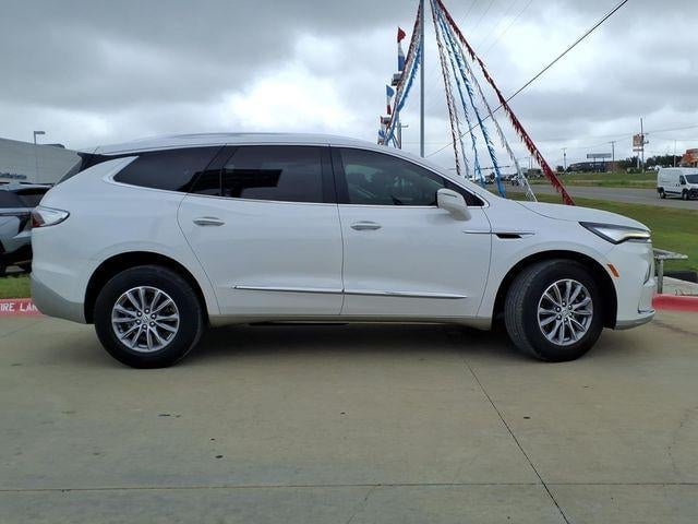2023 Buick Enclave - Image 3