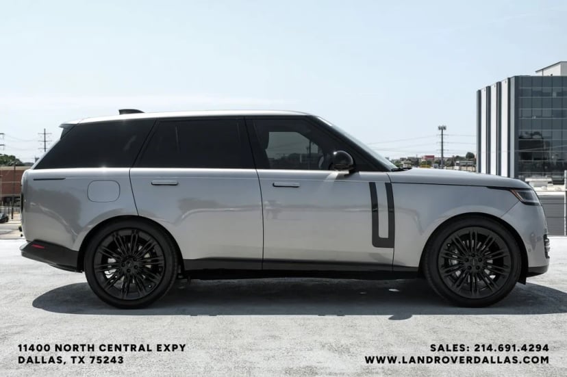 2026 Land Rover Range Rover - Image 2
