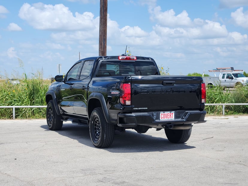 2024 Chevrolet Colorado - Image 2
