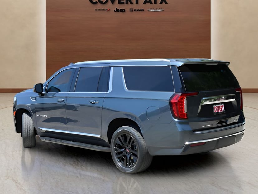 2021 GMC Yukon XL - Image 2